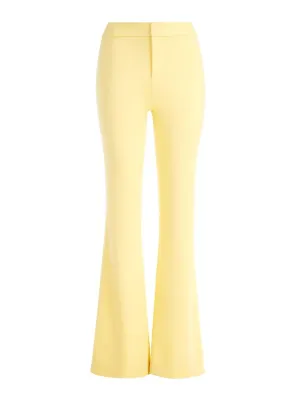 Alice   Olivia Andrew Bootcut Slim Pant in Butter