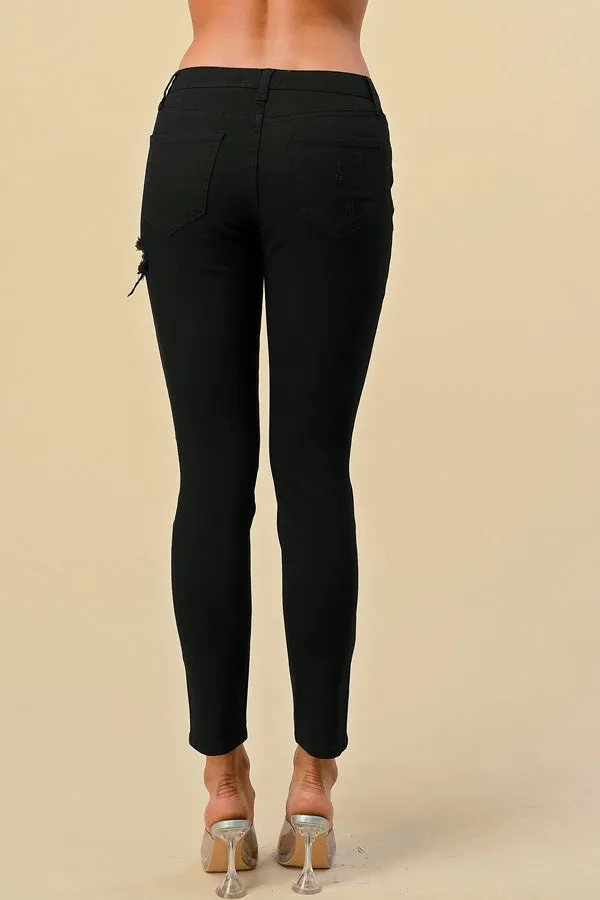 Avery Distressed Jeans