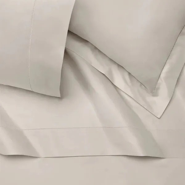 Giotto Sateen Duvet Cover & Sham Collection