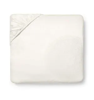 Giza 45 Medallion Fitted Sheet by Sferra