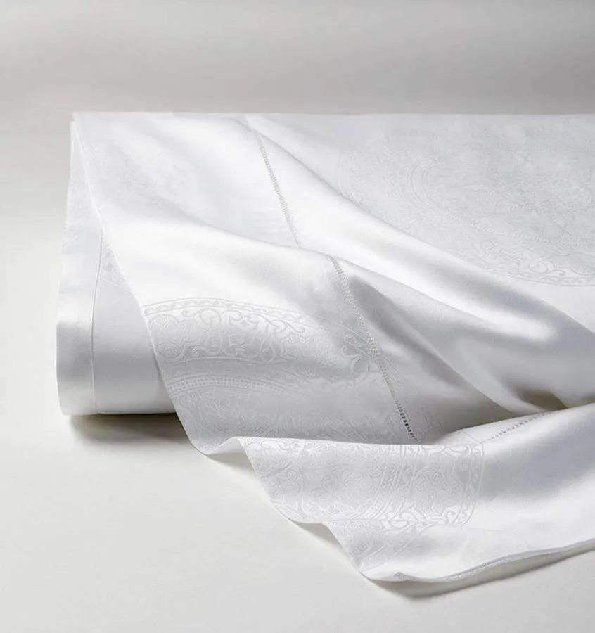 Giza 45 Medallion Flat Sheet by Sferra