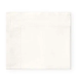 Giza 45 Quatrefoil Flat Sheet by Sferra