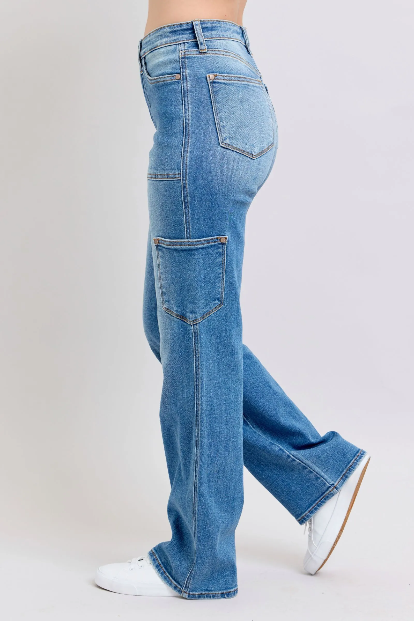 JUDY BLUE 90's Straight Cargo Jean