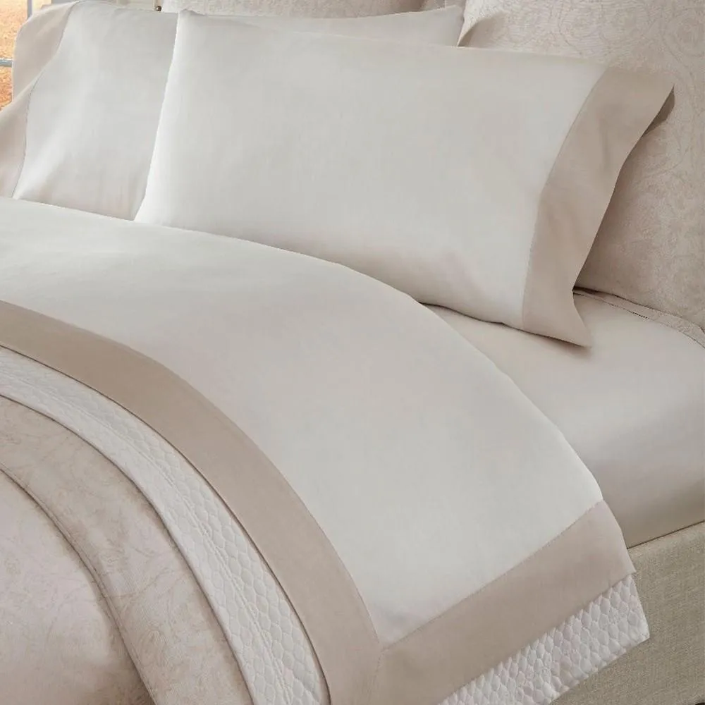 Larro Fitted Sheet by Sferra