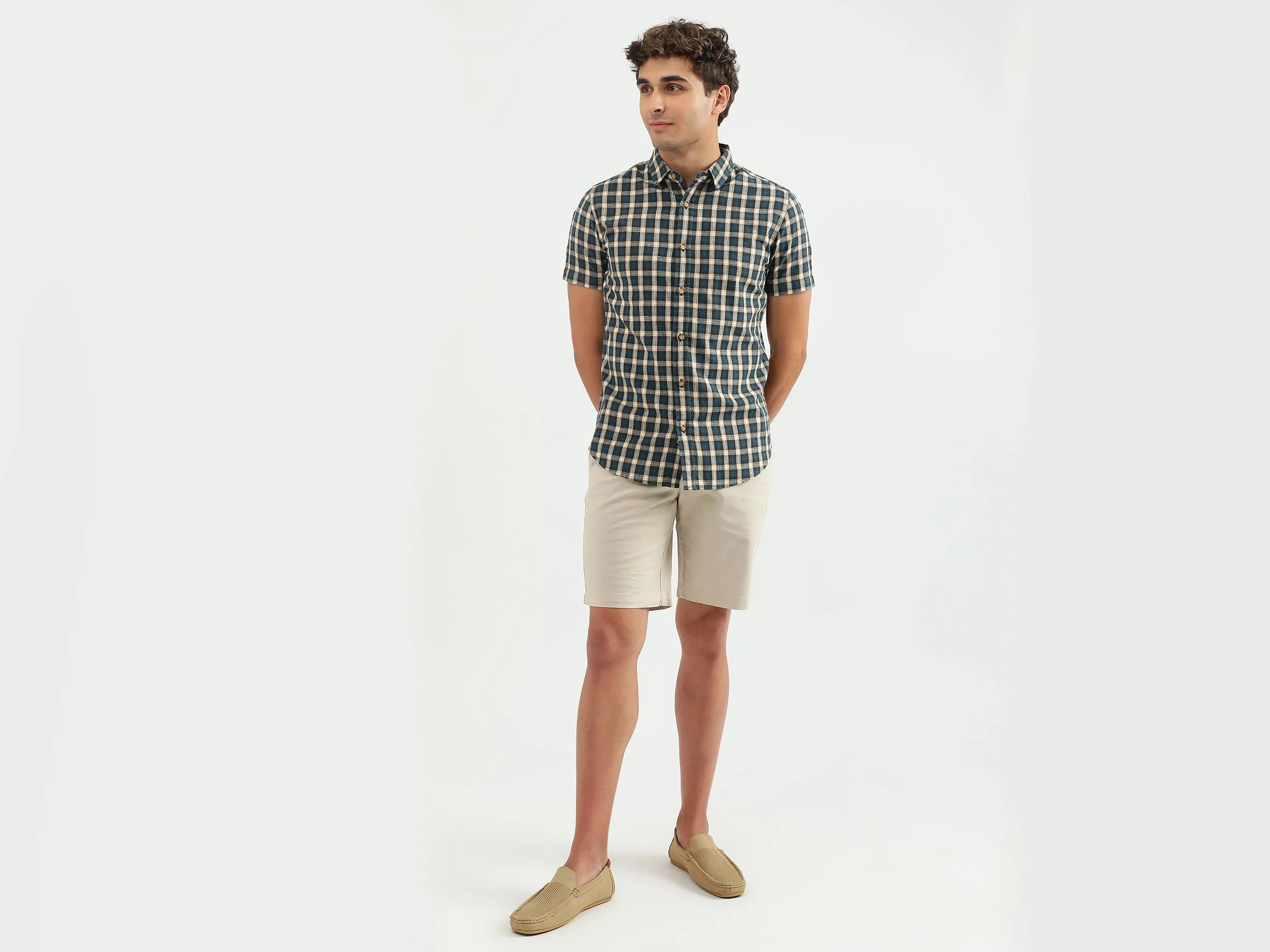 Men Checked Spread Collar Shirt