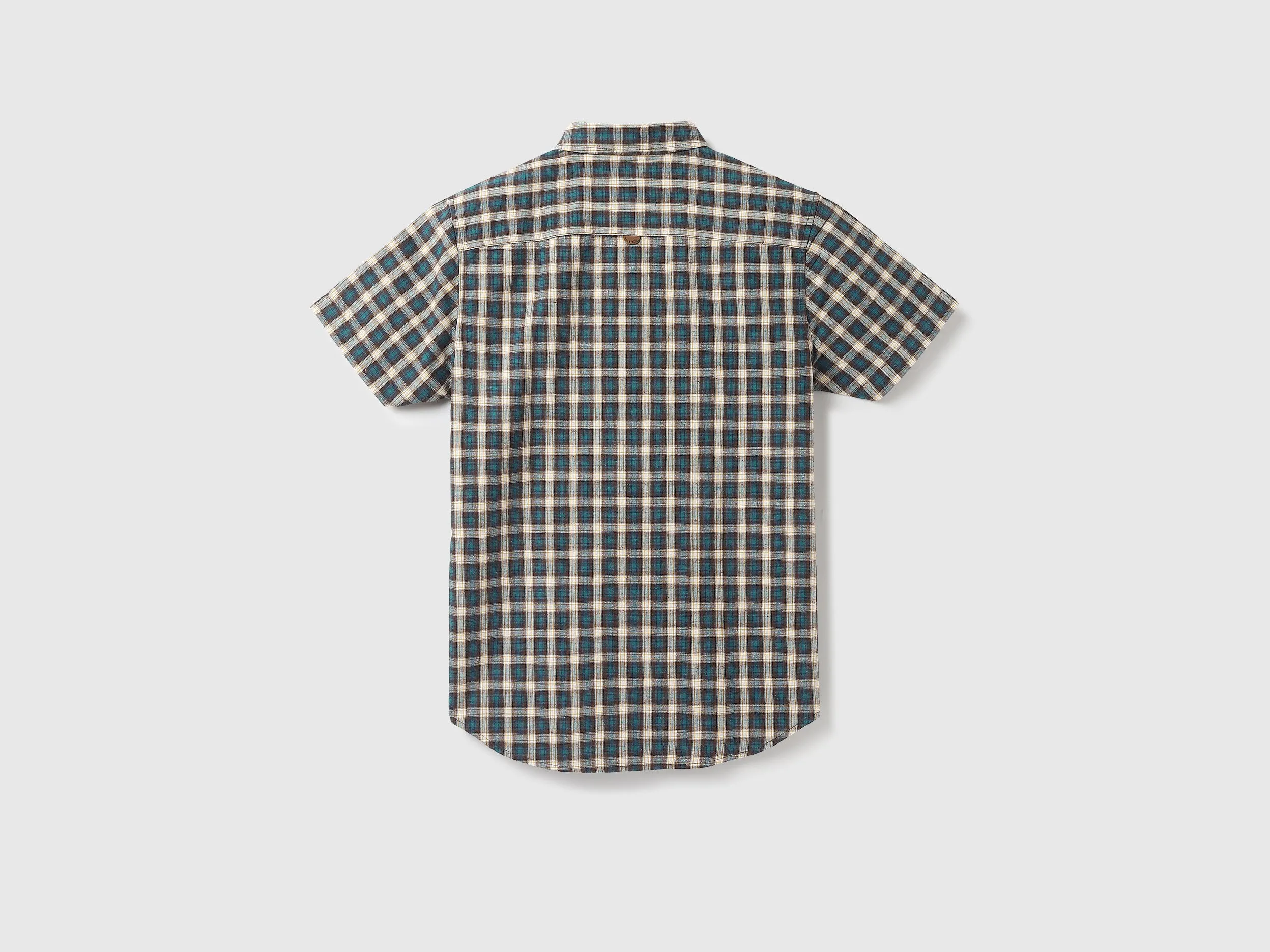 Men Checked Spread Collar Shirt