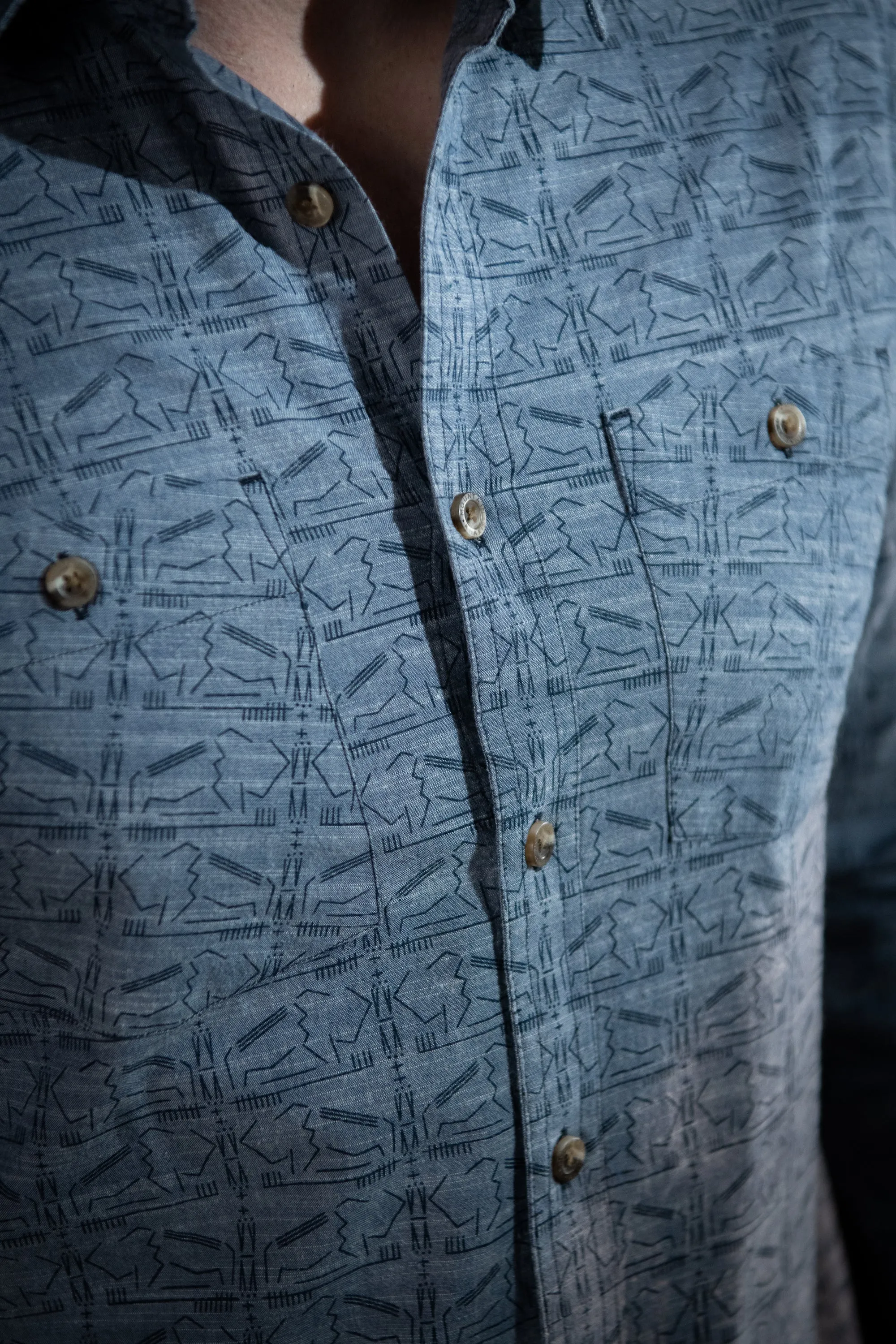 Men's Bison Etch Shirt