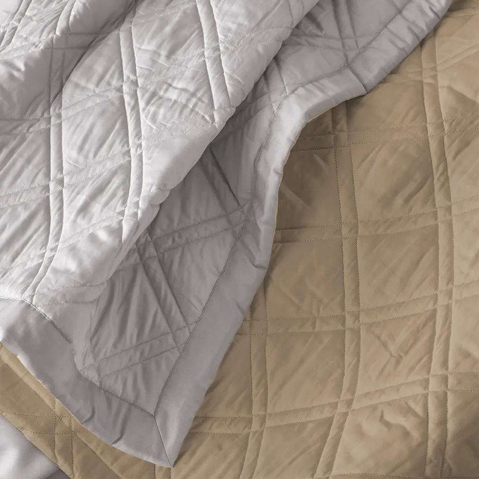 merveille quilted coverlet