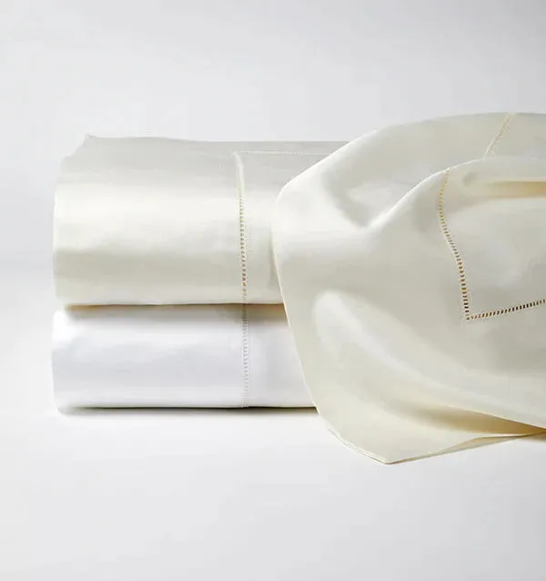 Milos Sateen Pillowcase Pair by Sferra