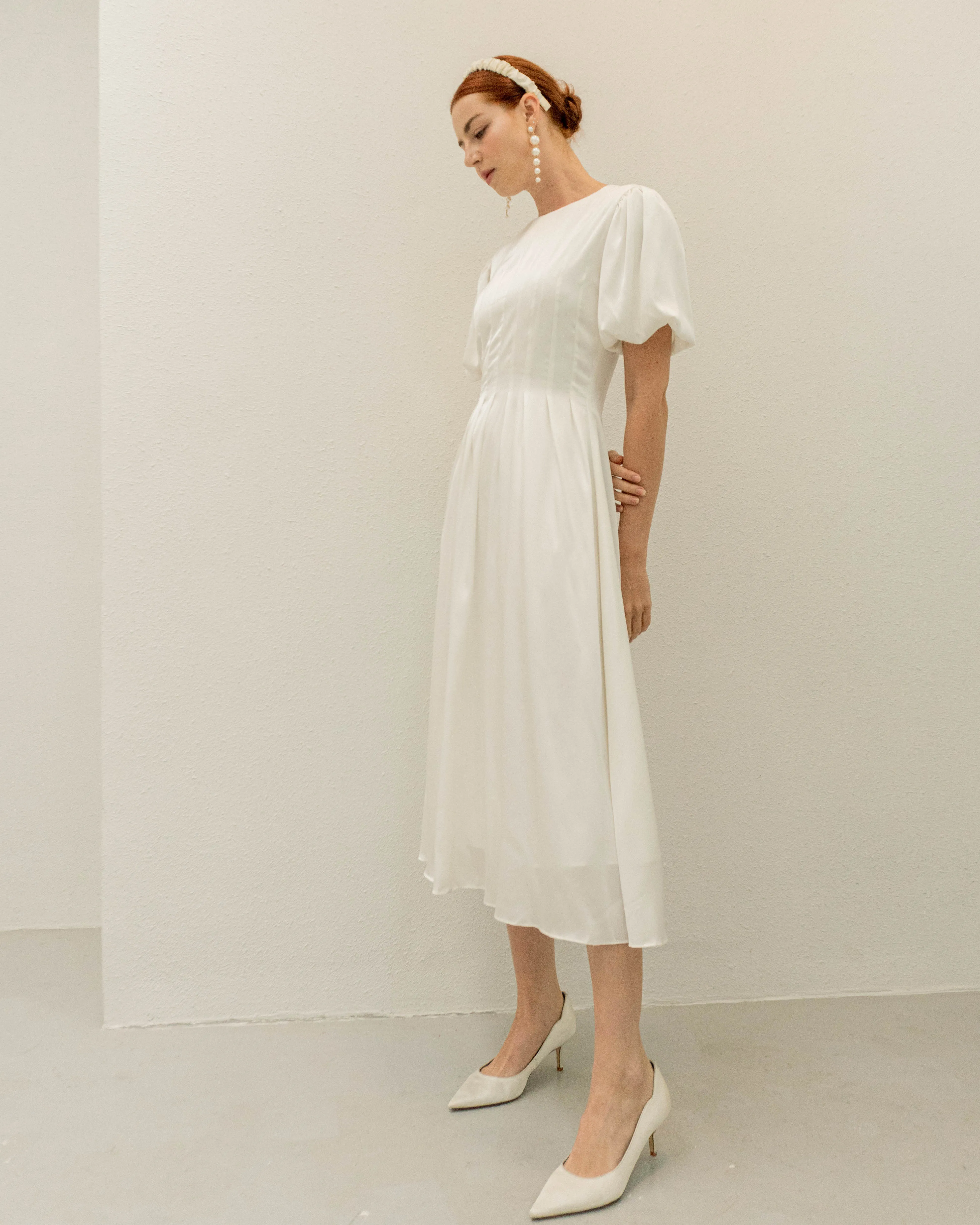 Peppa Puff Sleeves Tea Length Dress