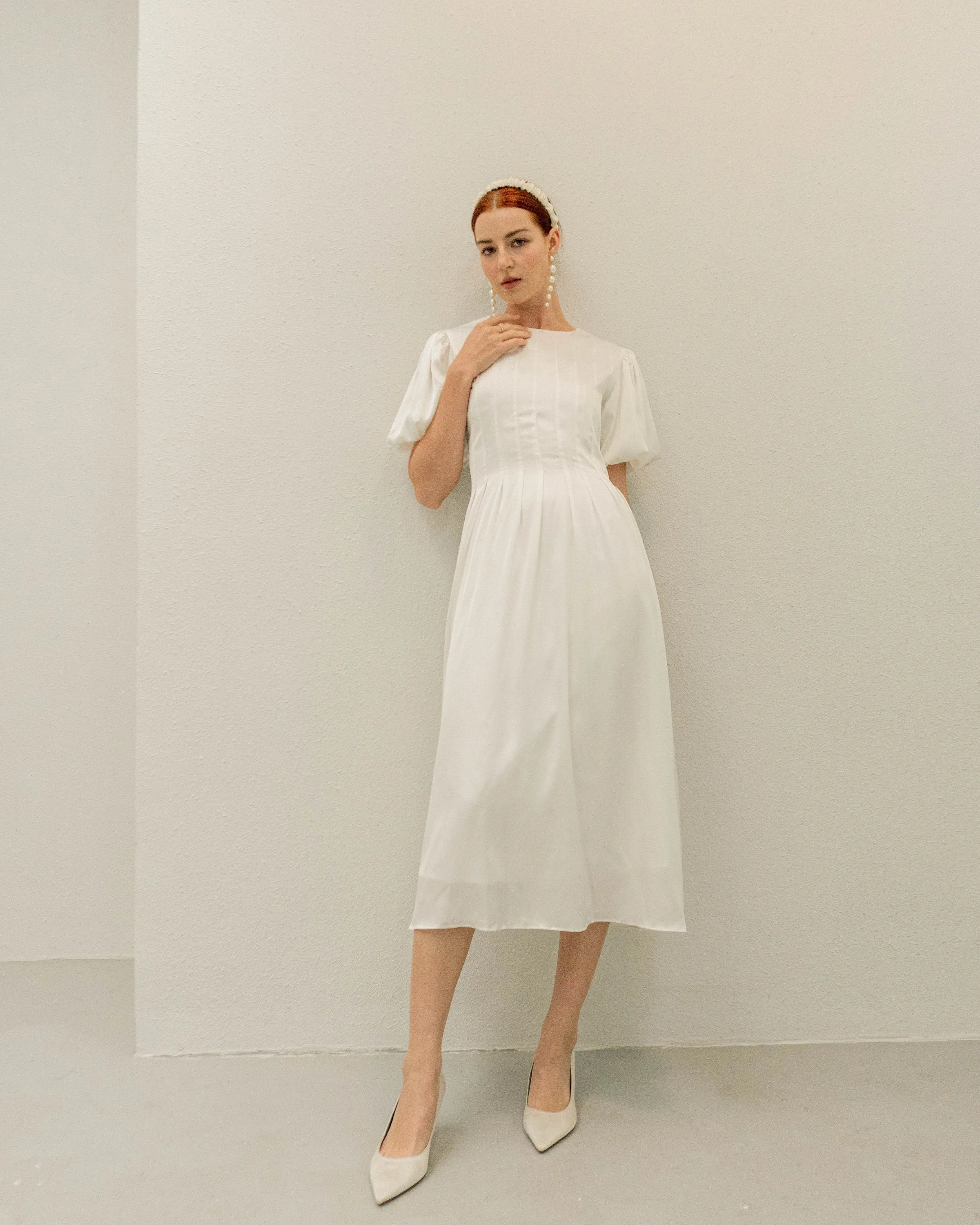 Peppa Puff Sleeves Tea Length Dress