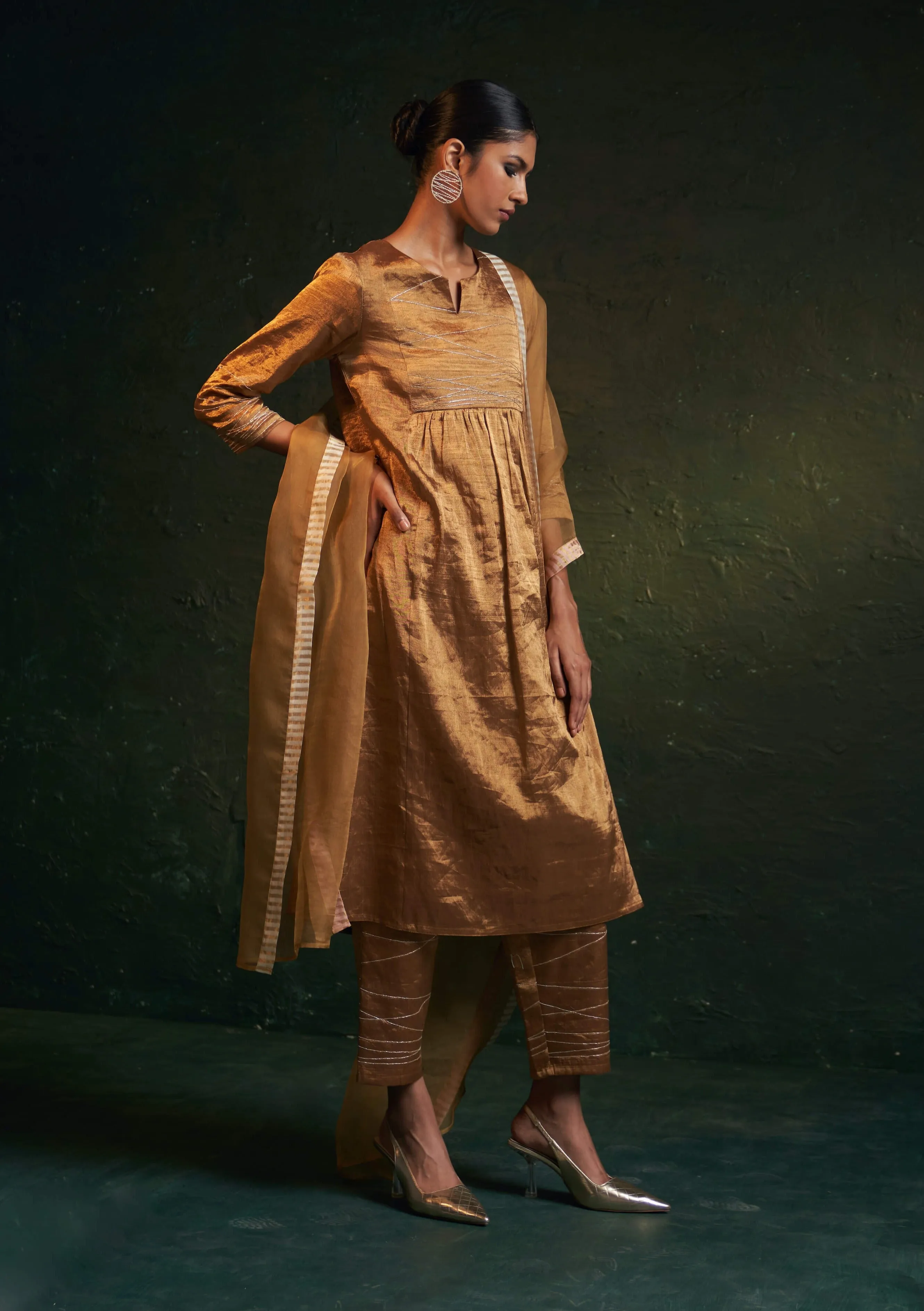 Regal gold gathered kurta set