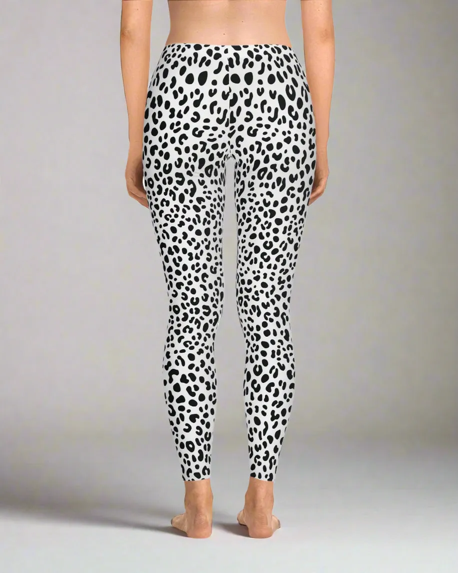 Snowy Leopard Animal Print Leggings