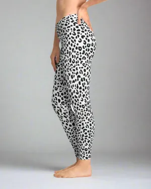 Snowy Leopard Animal Print Leggings