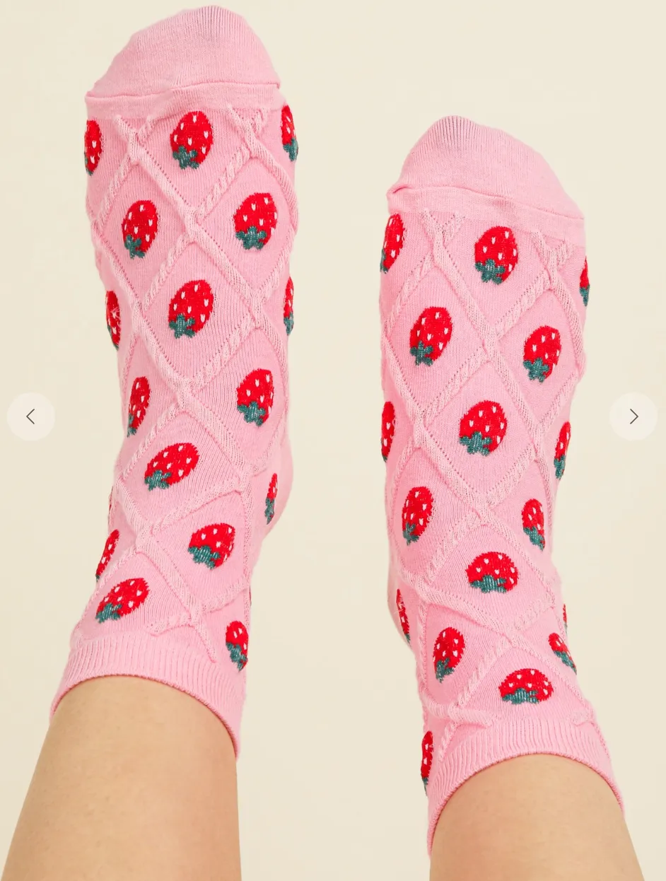 Strawberry Printed Textured Crew Socks