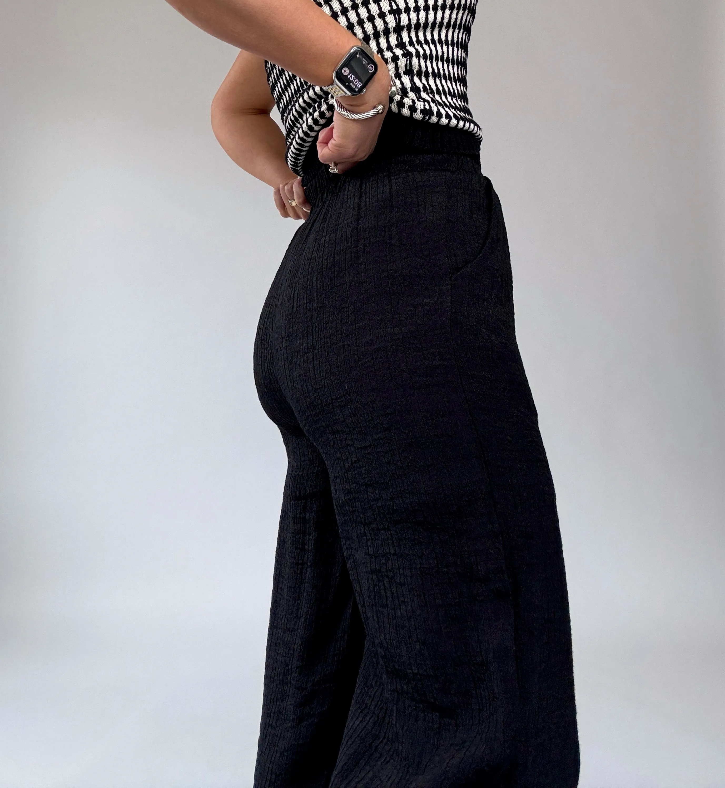 The Hamptons Collection Lightweight Pant - Black