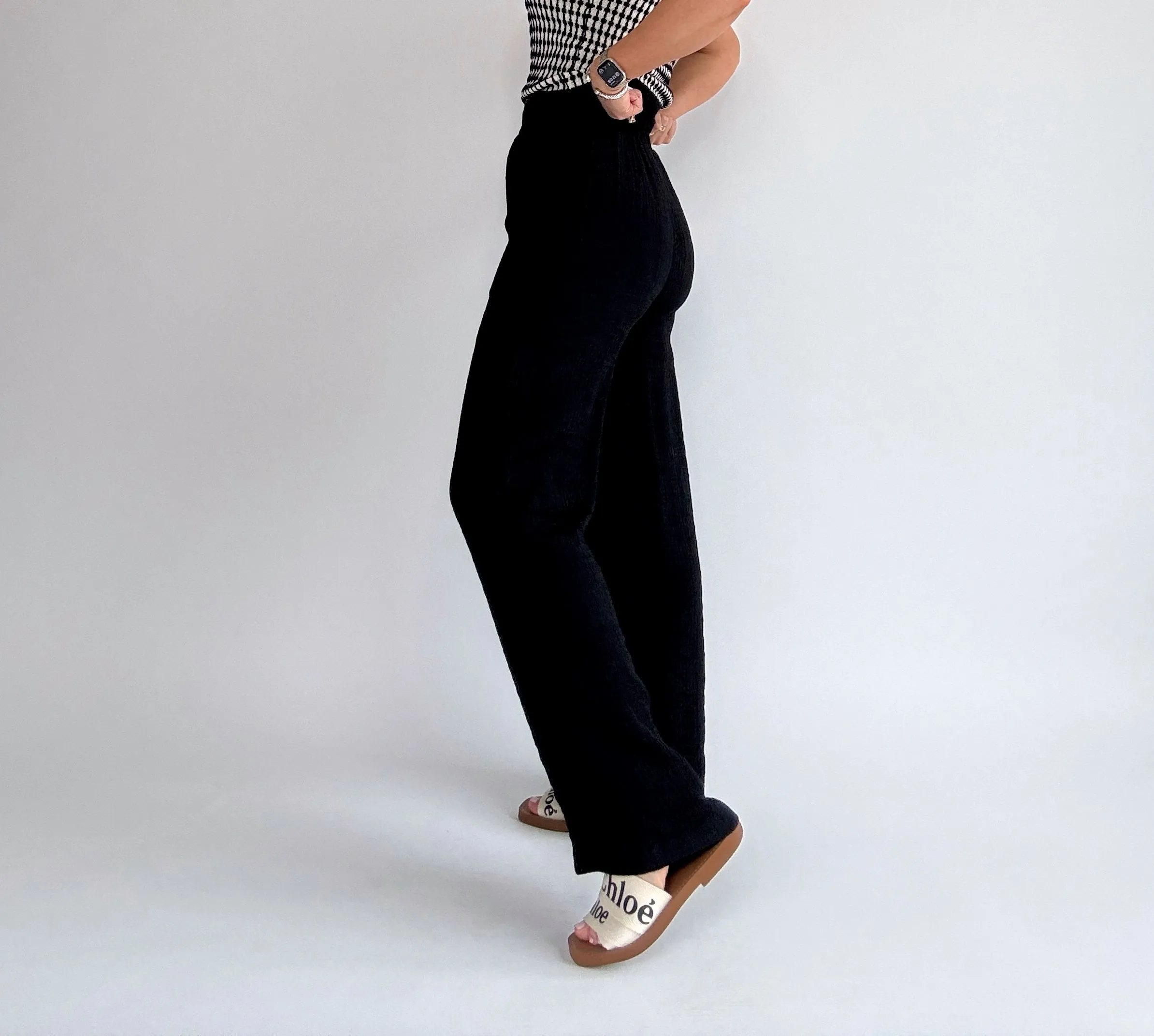 The Hamptons Collection Lightweight Pant - Black