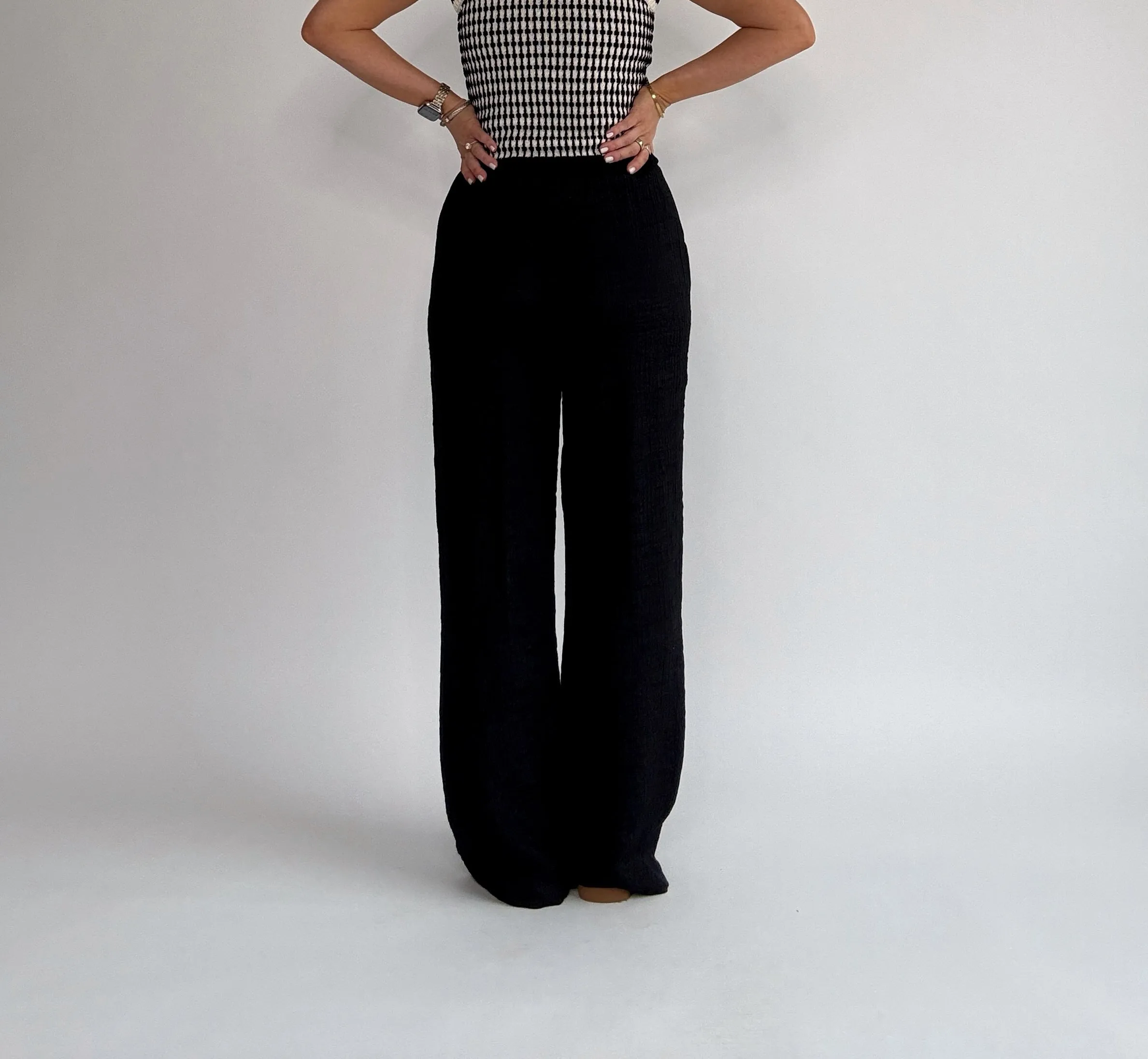 The Hamptons Collection Lightweight Pant - Black