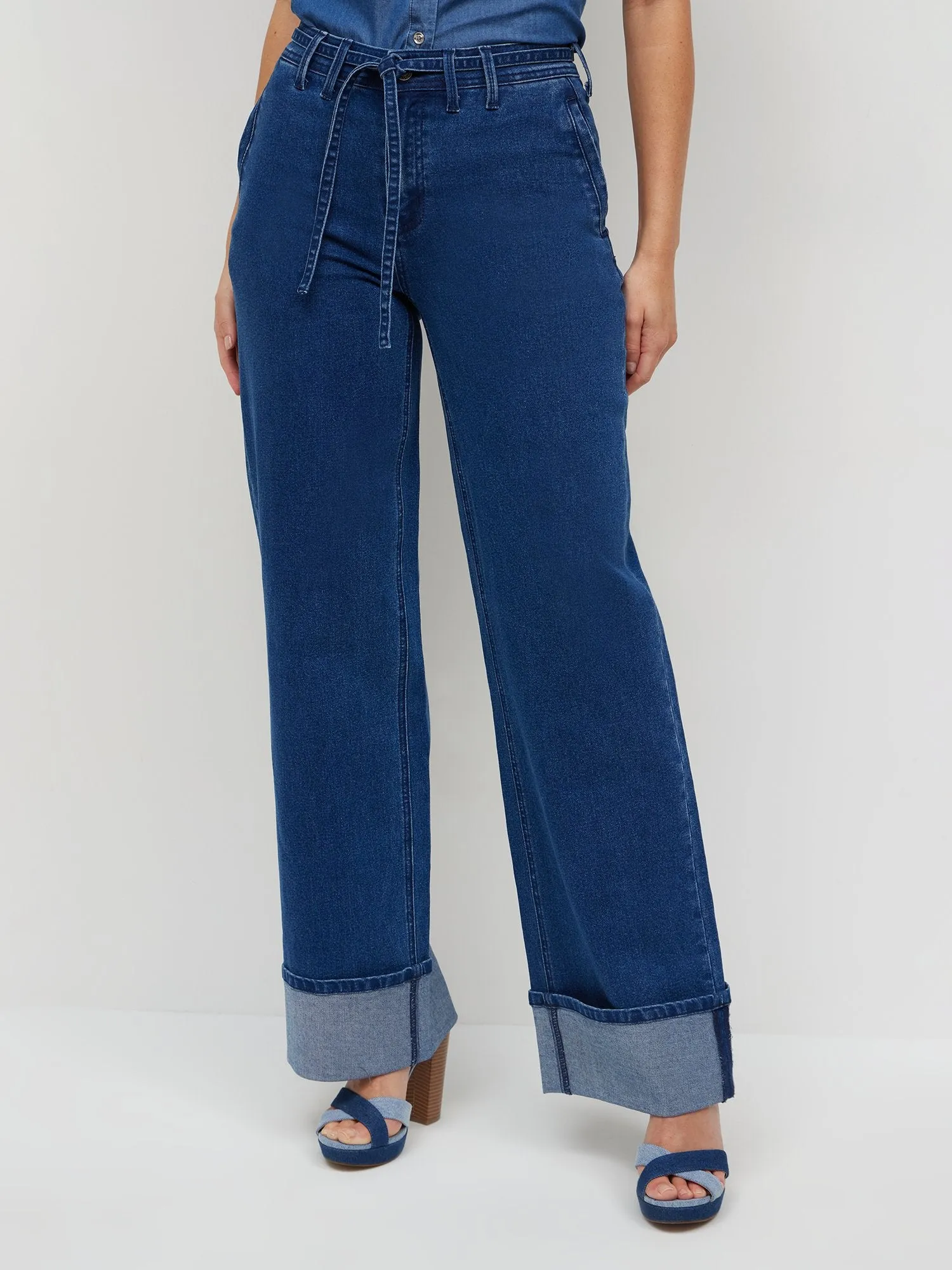 Ultra High-Waisted Tie-Belt Wide-Leg Jeans - Medium Wash
